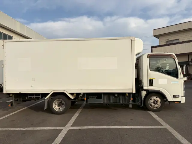 いすゞ エルフ TDG-NMR85AN(2WD)の写真7