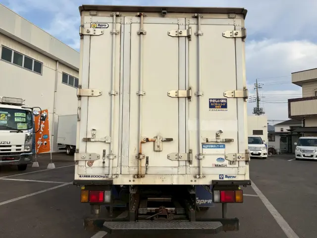 いすゞ エルフ TDG-NMR85AN(2WD)の写真8