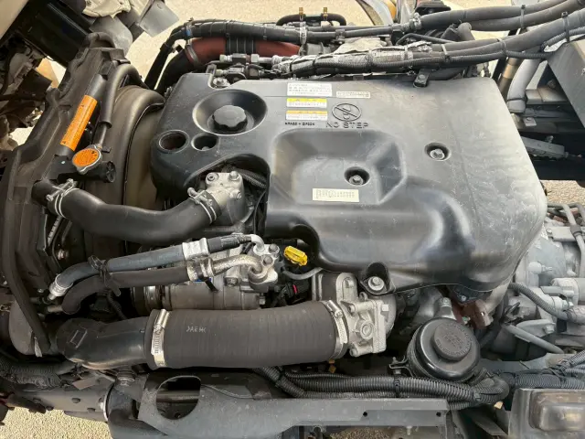 いすゞ エルフ TDG-NMR85AN(2WD)の写真26