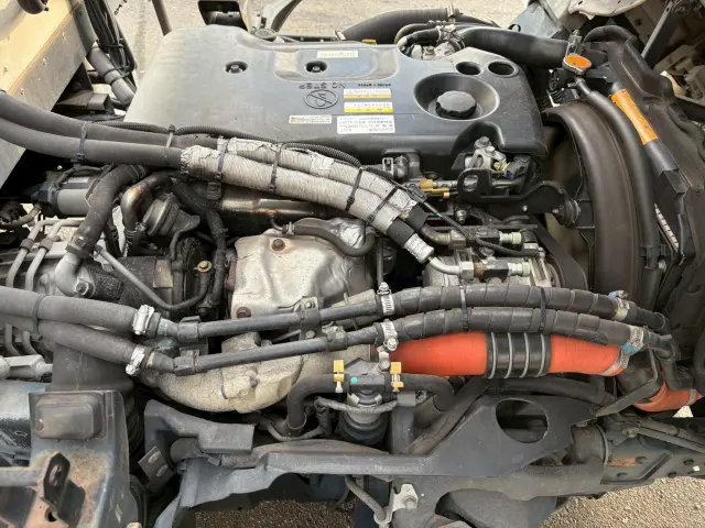 いすゞ エルフ TDG-NMR85AN(2WD)の写真27