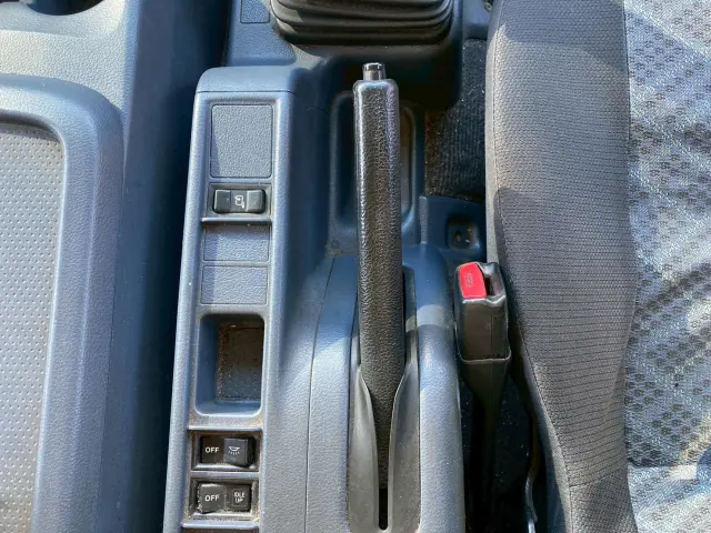 日野 レンジャー ADG-FD7JLWA(2WD)の写真40