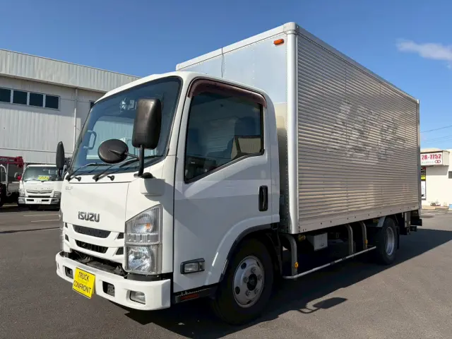 いすゞ エルフ TRG-NMR85N(2WD)の写真2