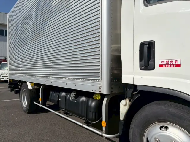 いすゞ エルフ TRG-NMR85N(2WD)の写真27