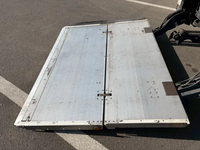 日野 レンジャー TKG-FC9JKAG(2WD)の写真22