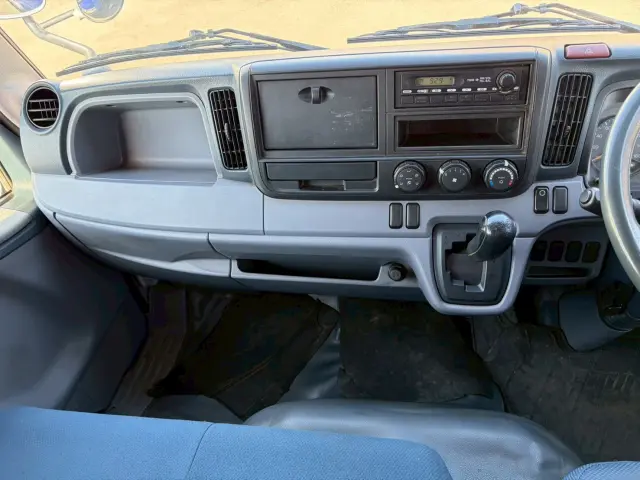 三菱 キャンター TKG-FEA80(2WD)の写真48