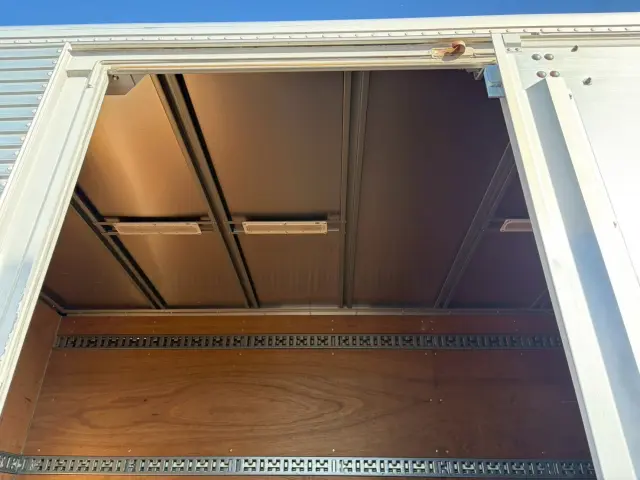 三菱 キャンター TKG-FEB50(2WD)の写真8