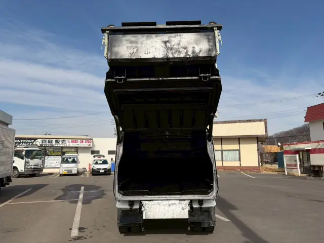 三菱 キャンター TKG-FEB90(2WD)の写真13