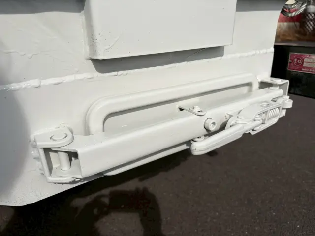 三菱 キャンター TKG-FEB90(2WD)の写真30