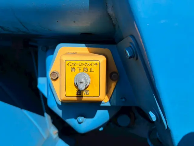 日野 デュトロ BDG-XZU414M(2WD)の写真29