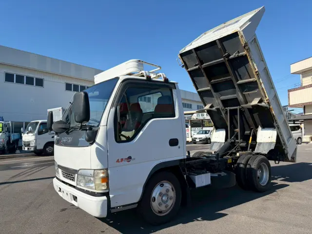 いすゞ エルフ KR-NKR81ED(2WD)の写真3