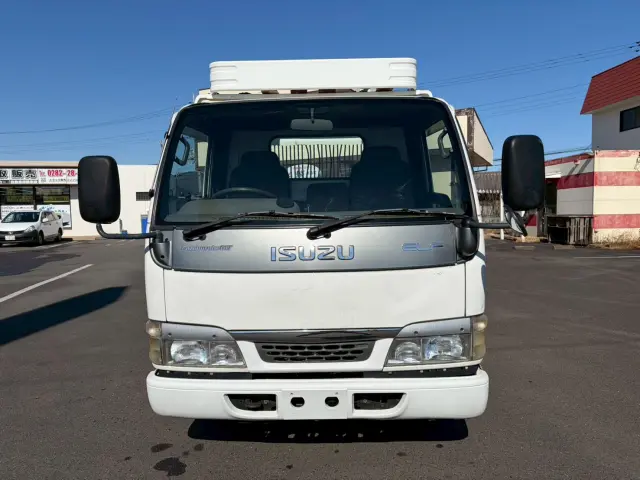 いすゞ エルフ KR-NKR81ED(2WD)の写真4