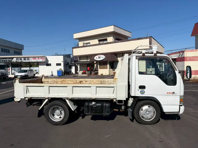 いすゞ エルフ KR-NKR81ED(2WD)の写真10