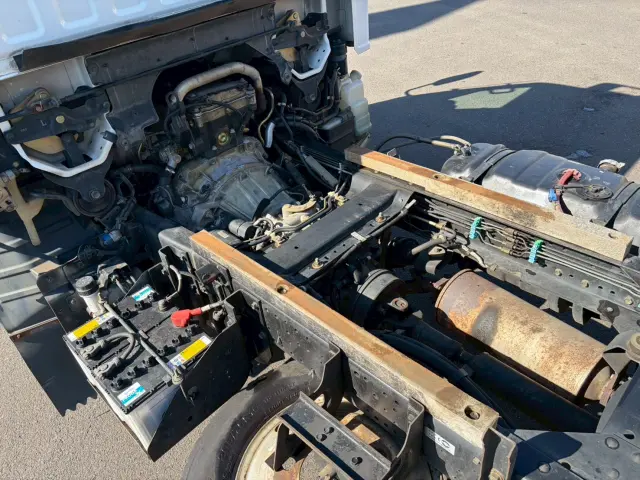 いすゞ エルフ KR-NKR81ED(2WD)の写真17