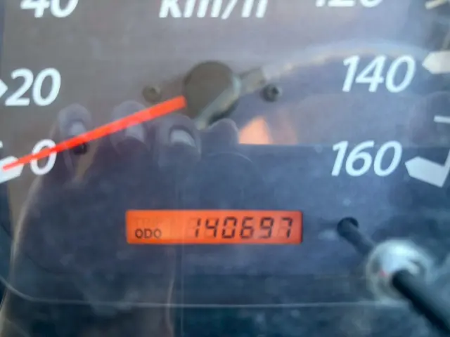 いすゞ エルフ KR-NKR81ED(2WD)の写真44