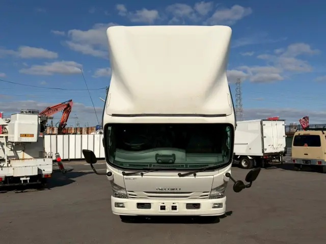 いすゞ エルフ 2RG-NPR88AN(2WD)の写真4