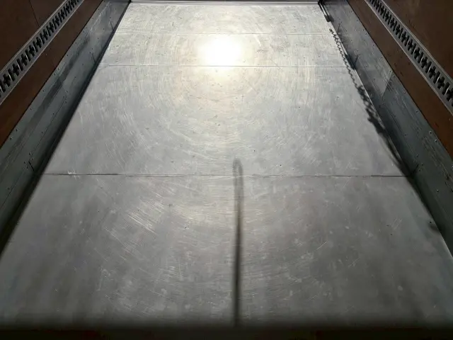 いすゞ エルフ 2RG-NPR88AN(2WD)の写真17