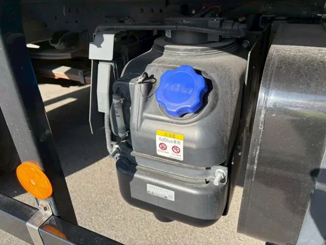 いすゞ エルフ 2RG-NPR88AN(2WD)の写真33