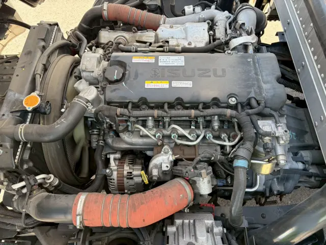 いすゞ エルフ 2RG-NPR88AN(2WD)の写真36