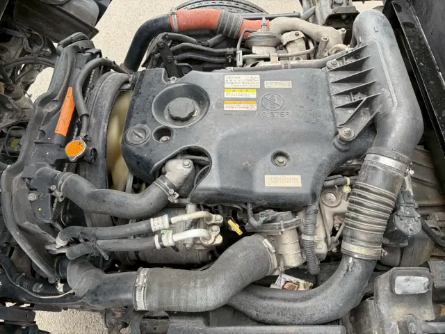 いすゞ エルフ BKG-NJR85AN(2WD)の写真29