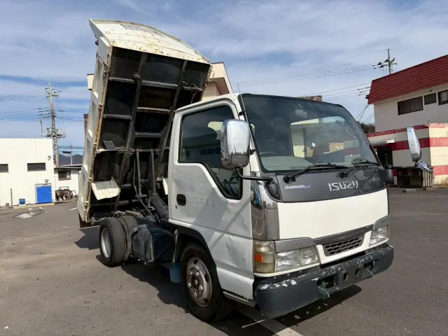 いすゞ エルフ KR-NKR81ED(2WD)の写真8