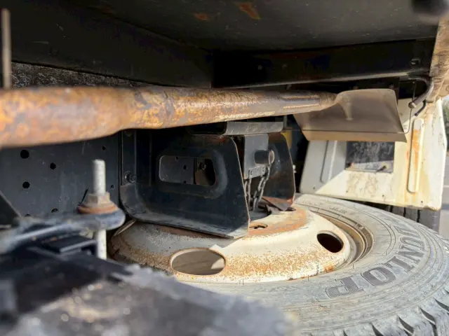 いすゞ エルフ KR-NKR81ED(2WD)の写真18