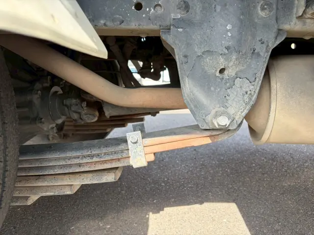 いすゞ エルフ KR-NKR81ED(2WD)の写真26