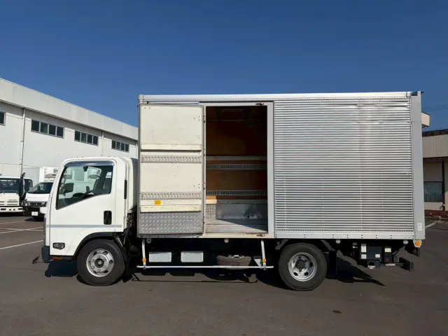 いすゞ エルフ 2RG-NPR88N(2WD)の写真7