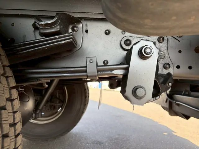 いすゞ エルフ 2RG-NPR88N(2WD)の写真24