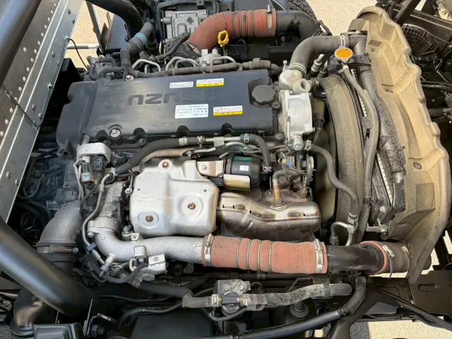 いすゞ エルフ 2RG-NPR88N(2WD)の写真34