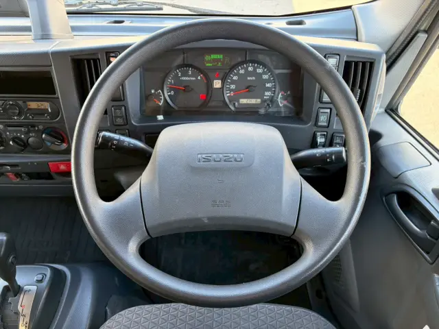 いすゞ エルフ 2RG-NPR88N(2WD)の写真41