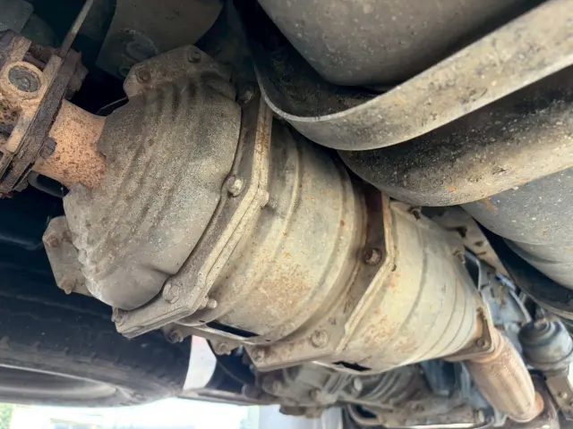 いすゞ エルフ BKG-NKR85AD(2WD)の写真43