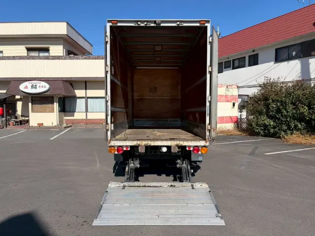 いすゞ エルフ BKG-NMR85AN(2WD)の写真18