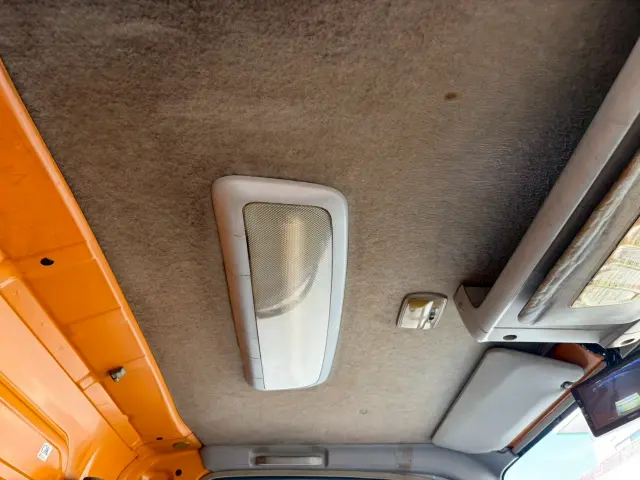 いすゞ エルフ BKG-NMR85AN(2WD)の写真43