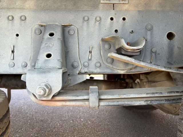 いすゞ エルフ BKG-NPR85AN(2WD)の写真21