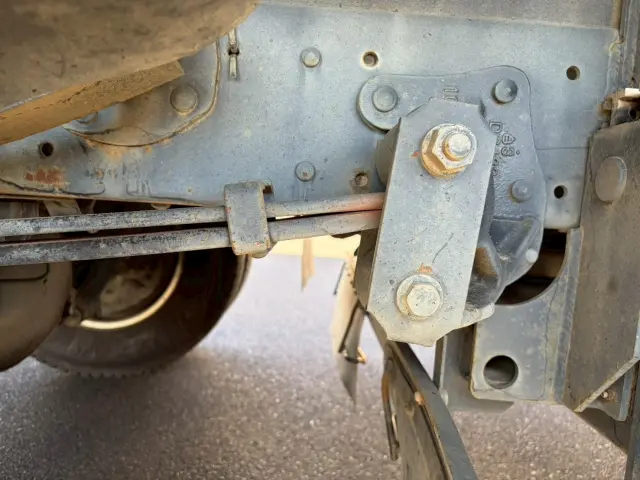 いすゞ エルフ BKG-NPR85AN(2WD)の写真22