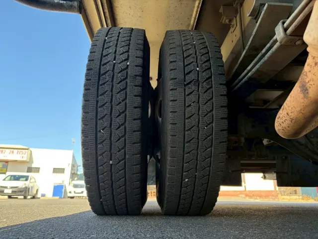 いすゞ エルフ BKG-NPR85AN(2WD)の写真38