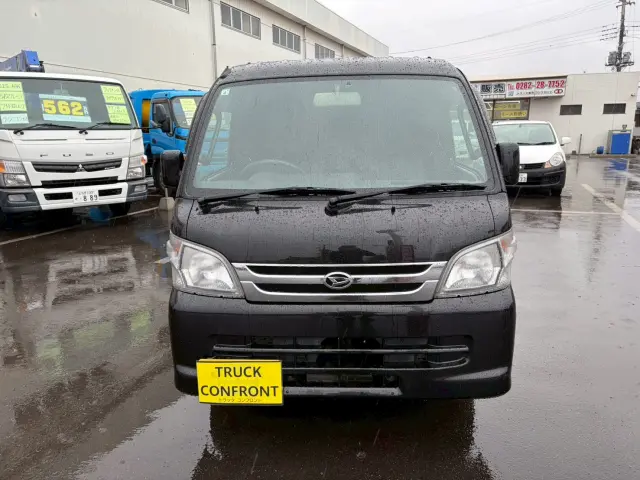 ダイハツ ハイゼットトラック EBD-S201P(2WD)の写真2