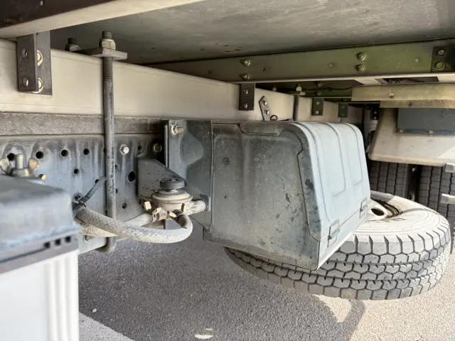 いすゞ エルフ TPG-NPR85AN(2WD)の写真18