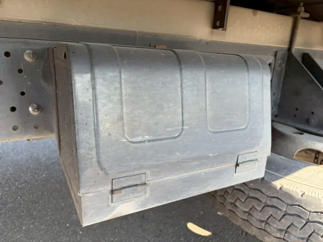 いすゞ エルフ TKG-NPR85AN(2WD)の写真19