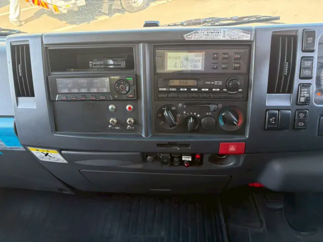 いすゞ エルフ TKG-NPR85AN(2WD)の写真45