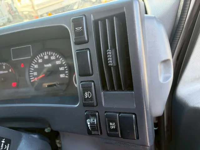 いすゞ エルフ TKG-NPR85AN(2WD)の写真49