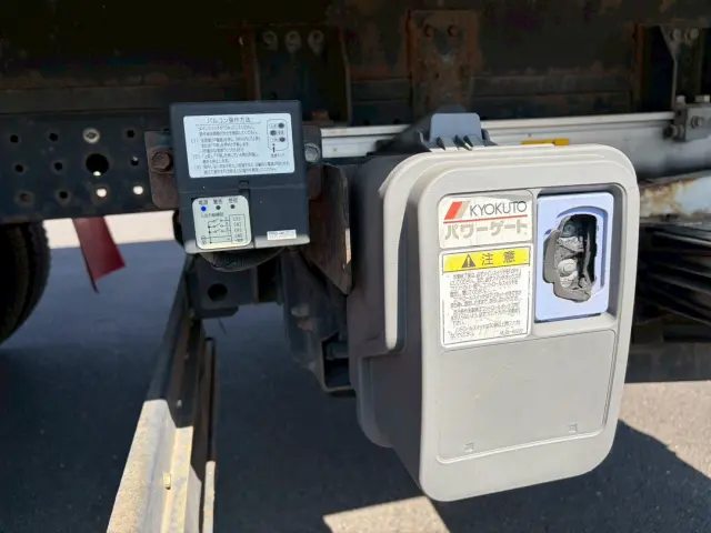 三菱 キャンター TKG-FEB90(2WD)の写真23