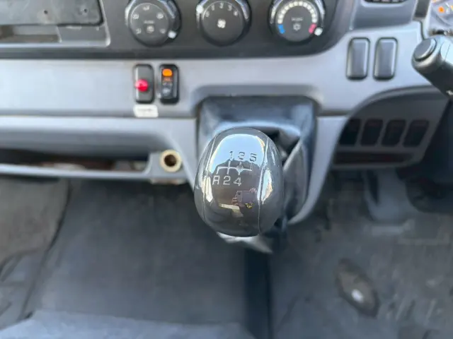 三菱 キャンター TKG-FEB90(2WD)の写真39