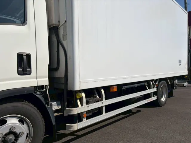 いすゞ エルフ TKG-NPR85AN(2WD)の写真13