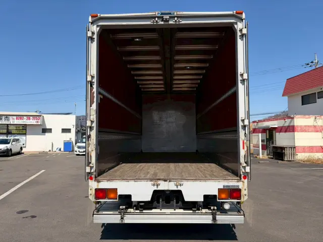 いすゞ フォワード TKG-FRR90S2(2WD)の写真11