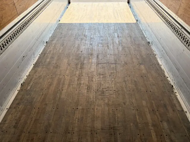 いすゞ フォワード TKG-FRR90S2(2WD)の写真13