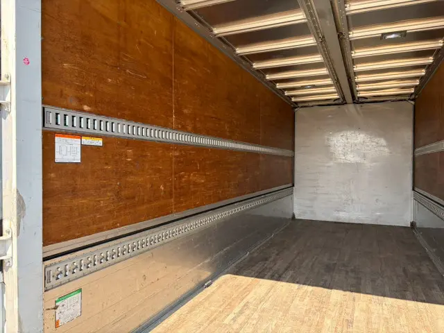 いすゞ フォワード TKG-FRR90S2(2WD)の写真15