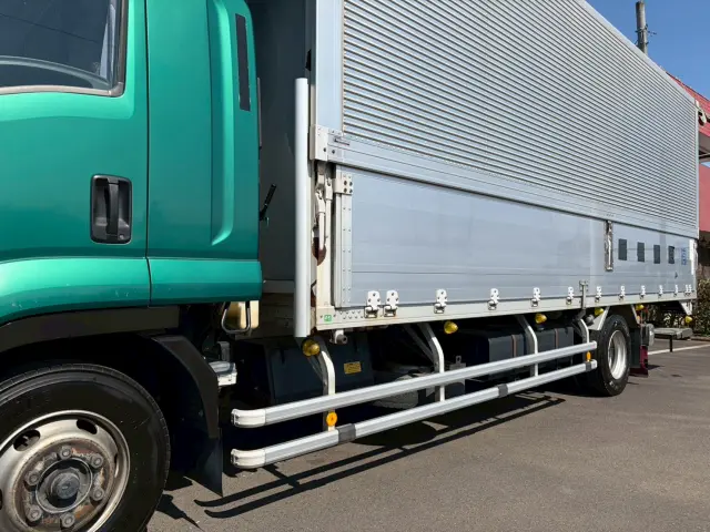 いすゞ フォワード TKG-FRR90S2(2WD)の写真17