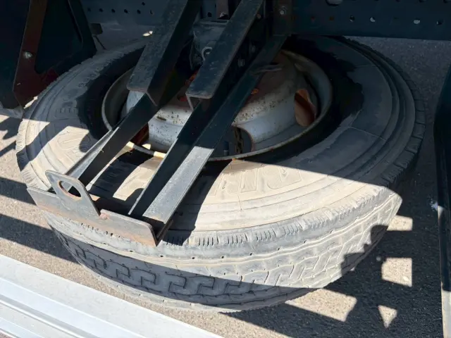 いすゞ フォワード TKG-FRR90S2(2WD)の写真20