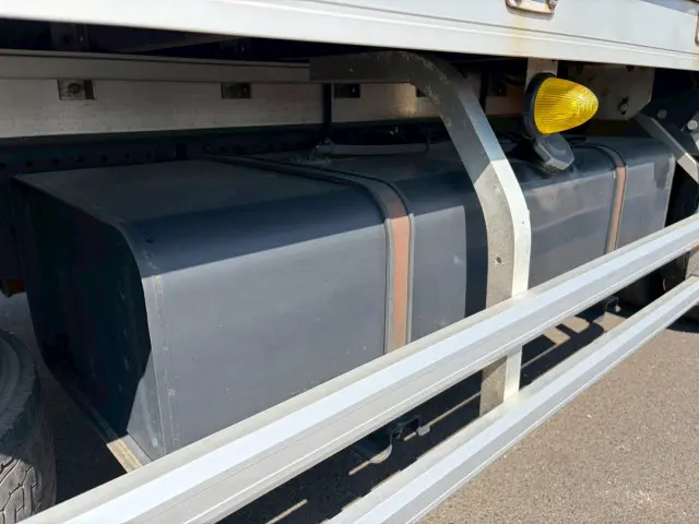 いすゞ フォワード TKG-FRR90S2(2WD)の写真22